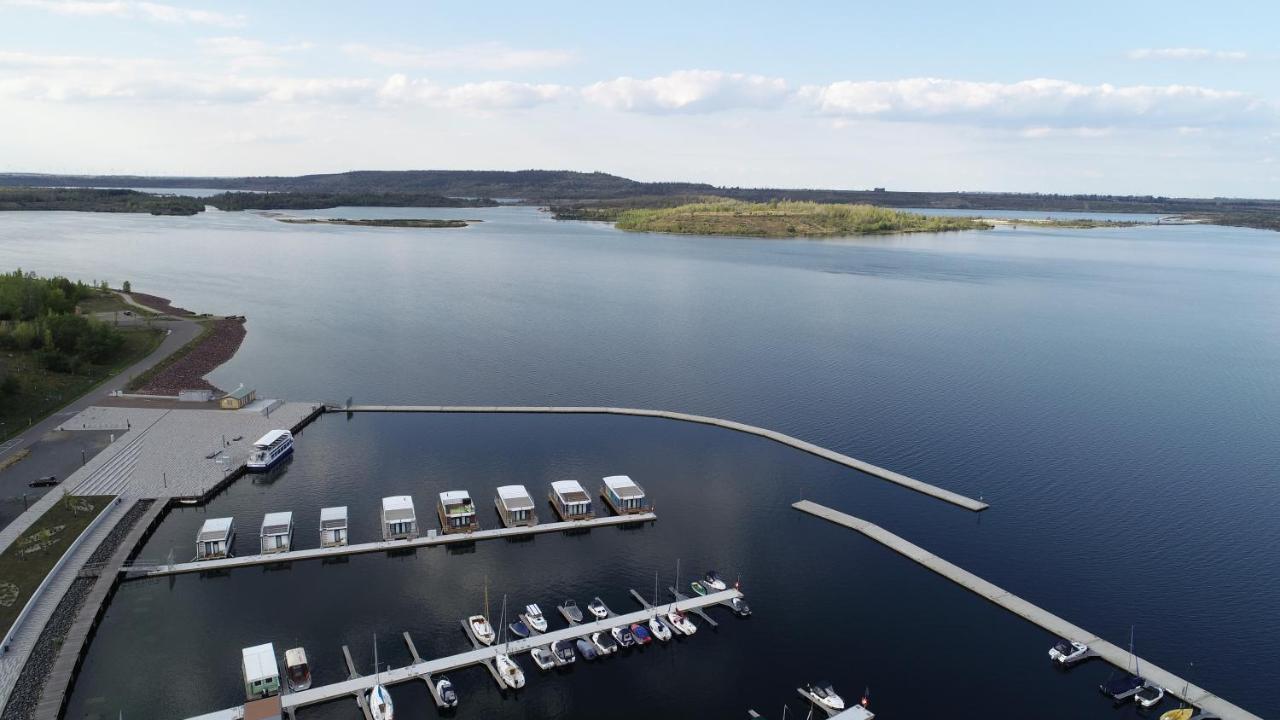 Vila Hausboote Marina Braunsbedra Exteriér fotografie