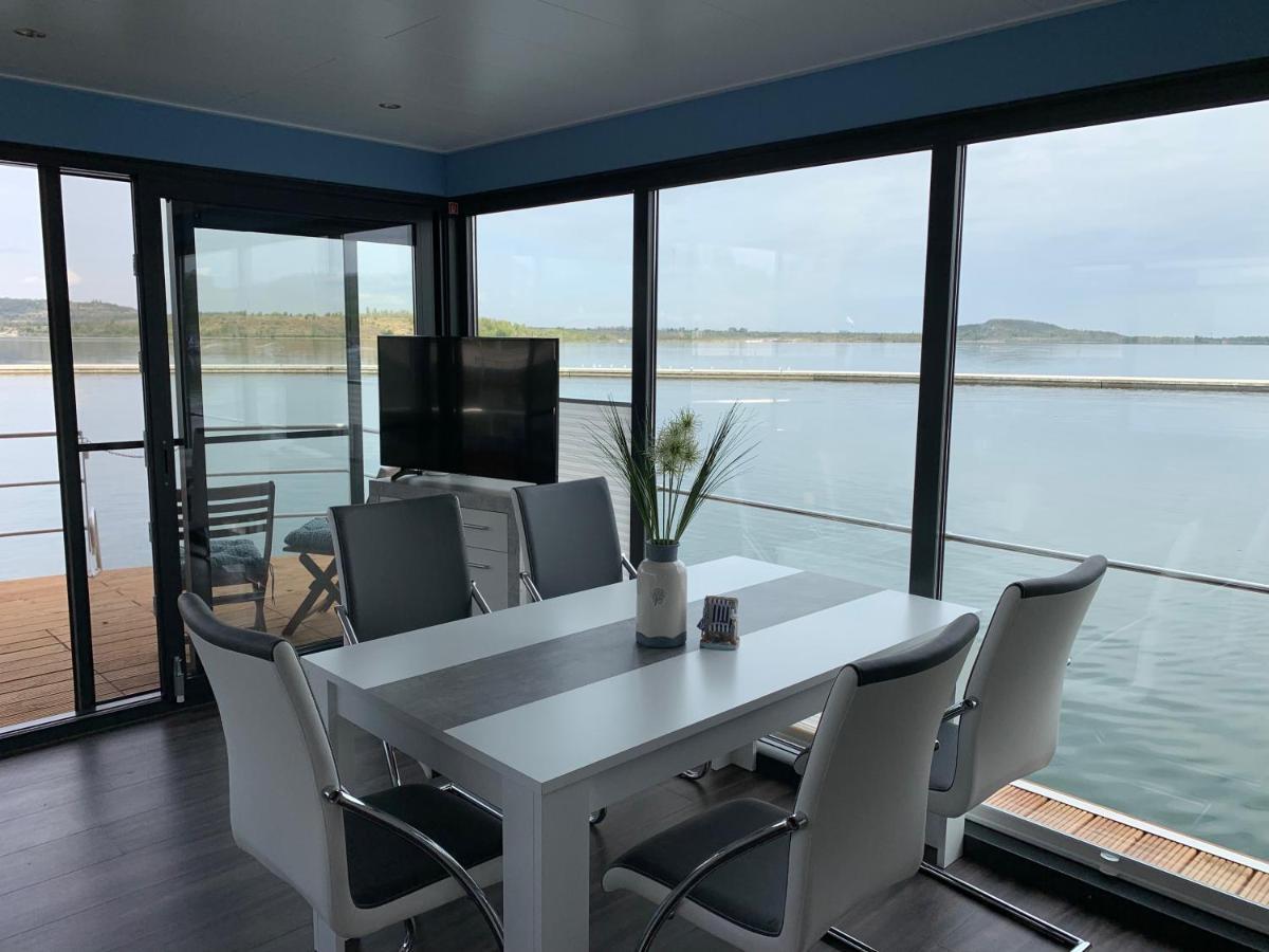 Vila Hausboote Marina Braunsbedra Exteriér fotografie