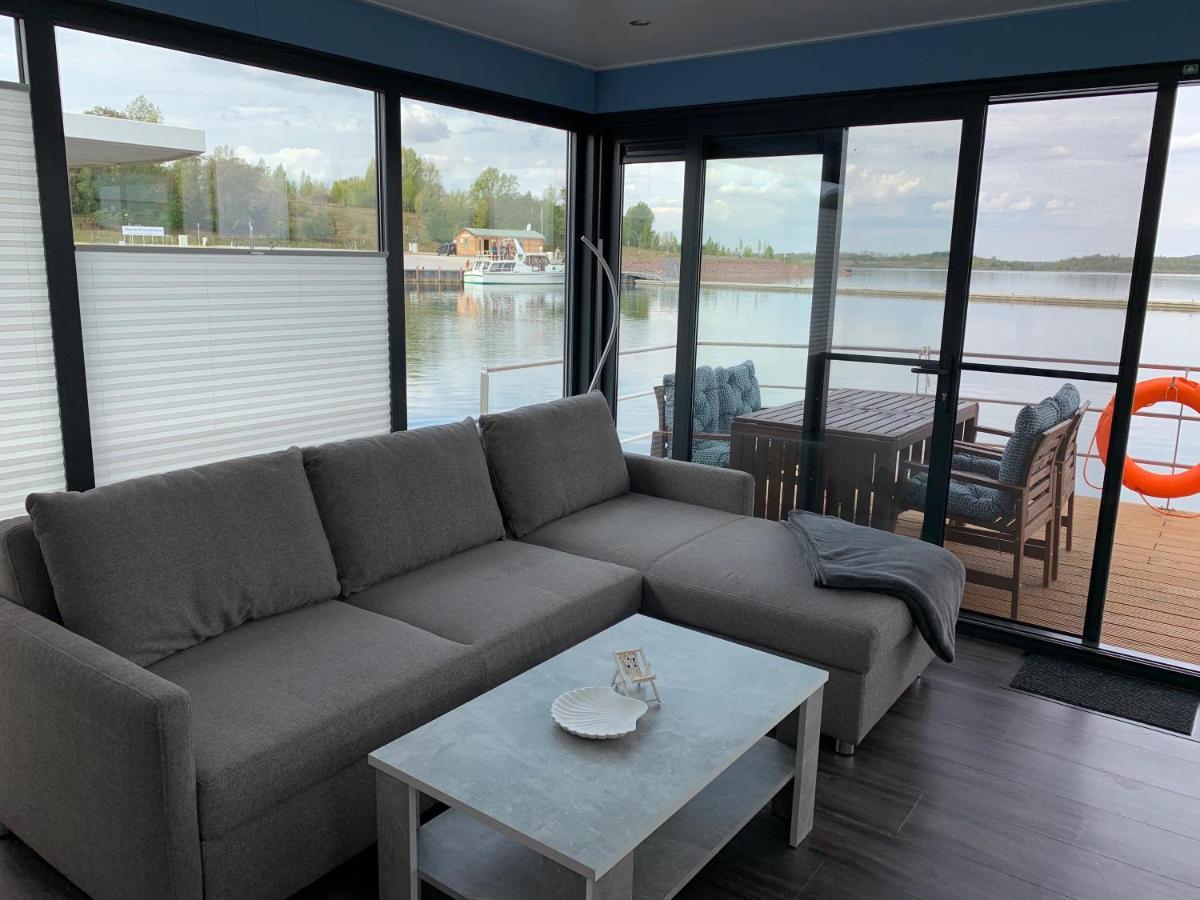 Vila Hausboote Marina Braunsbedra Exteriér fotografie